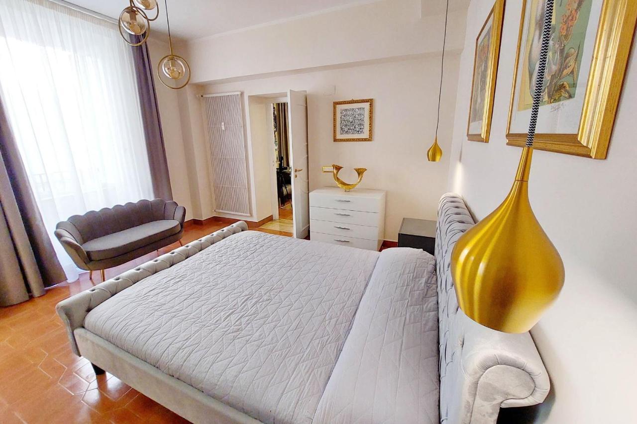 Luxury Di San Giacomo Apartment โรม ภายนอก รูปภาพ