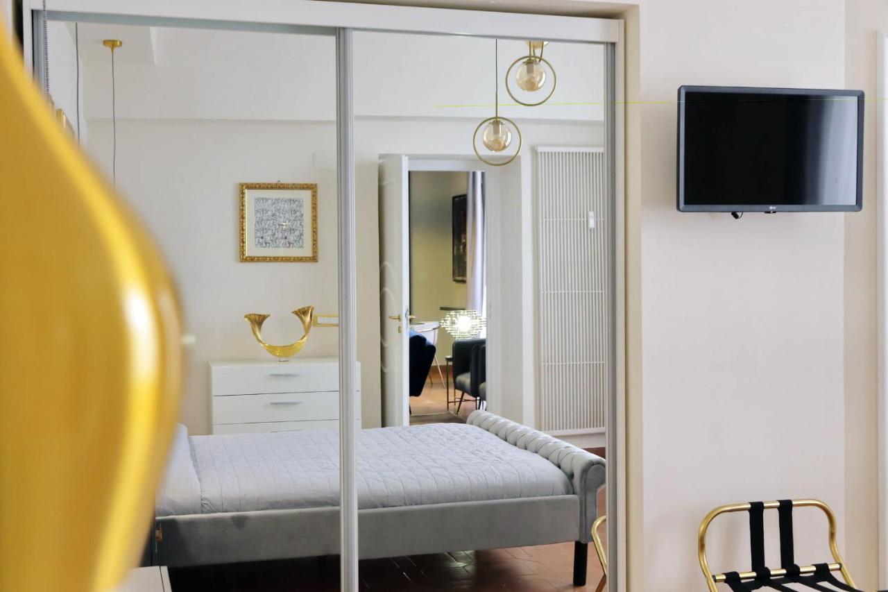 Luxury Di San Giacomo Apartment โรม ภายนอก รูปภาพ