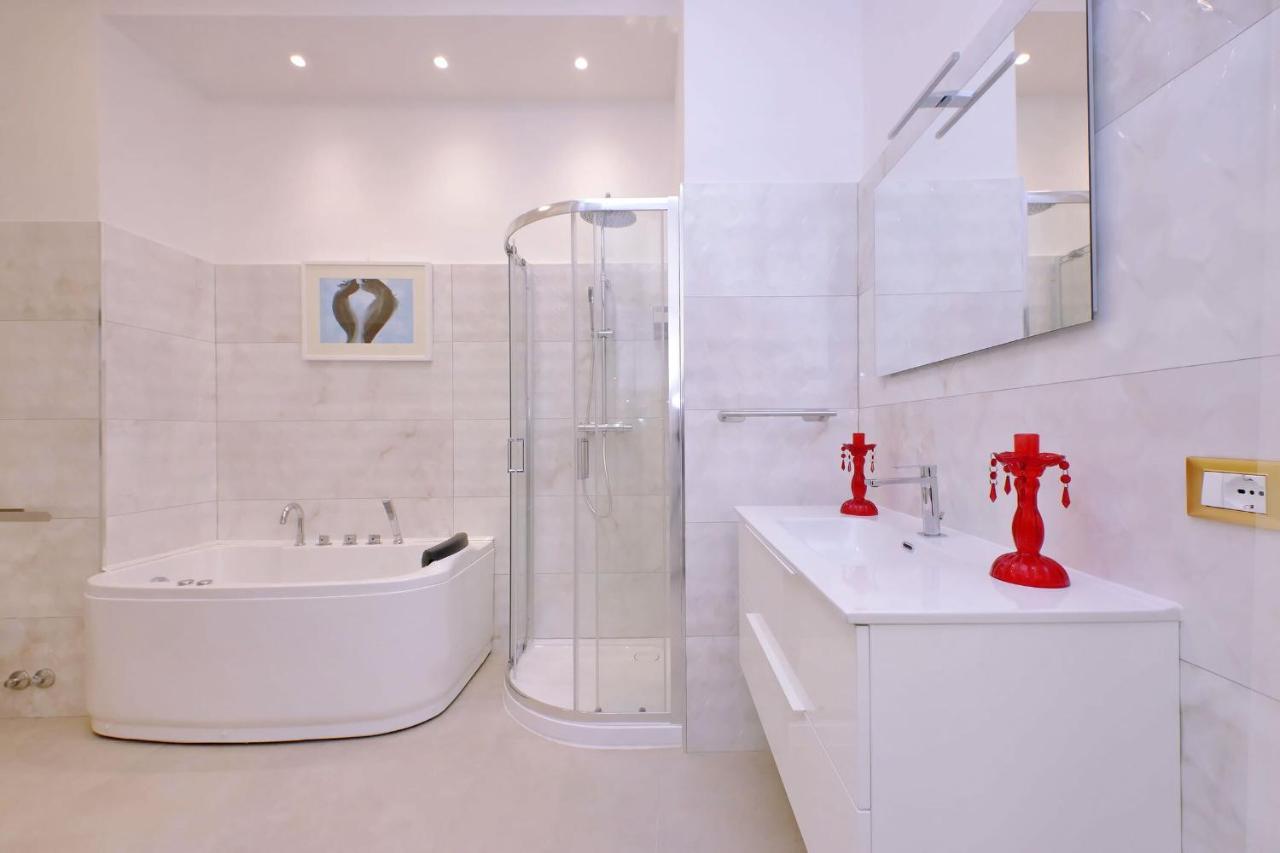 Luxury Di San Giacomo Apartment โรม ภายนอก รูปภาพ